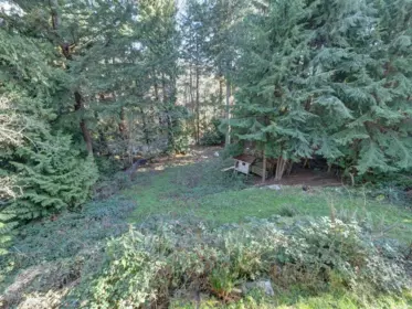 Hallway Photo of 7629 Redrooffs Road, Halfmoon Bay, BC