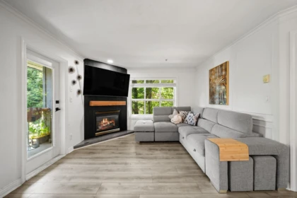Breakfast Nook Photo of 303 8115 121a Street, Surrey, BC