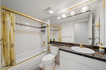 Loft / Bonus Room Photo of 303 8115 121a Street, Surrey, BC