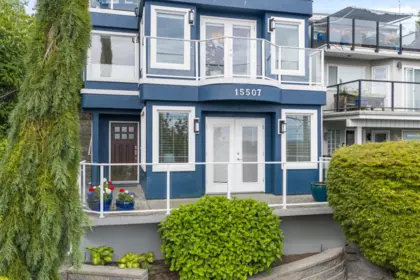 15507 Columbia Avenue, White Rock, BC, White Rock — Single Family Residence for sale