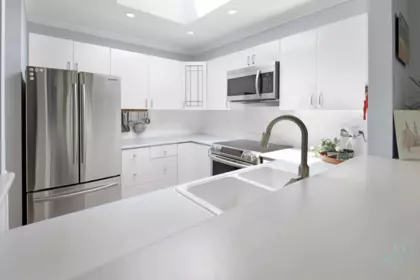 Kitchen Island Photo of 411 128 W 8th Street, North Vancouver, BC