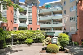 411 128 W 8th Street, North Vancouver, BC