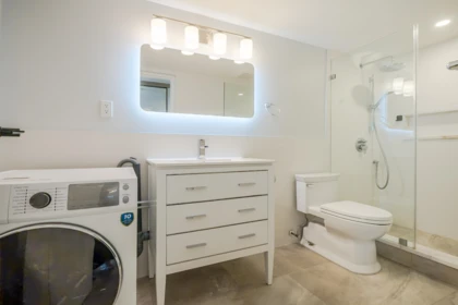 Mudroom Photo of 1504 6631 Minoru Boulevard, Richmond, BC