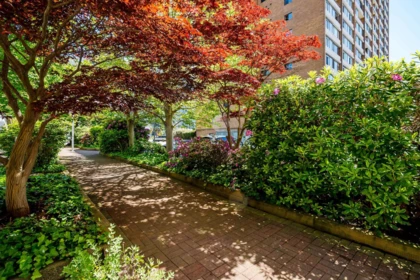Swimming Pool Photo of 1504 6631 Minoru Boulevard, Richmond, BC