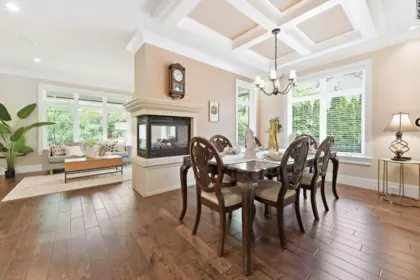 Breakfast Nook Photo of 12576 26a Avenue, Surrey, BC