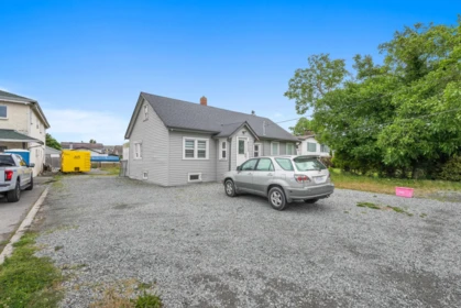 45133 Wells Road, Chilliwack, BC, Chilliwack — Single Family Residence for sale