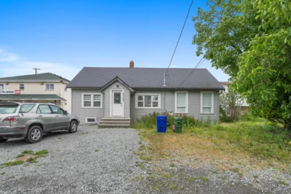 45133 Wells Road, Chilliwack, BC, Chilliwack — Single Family Residence for sale