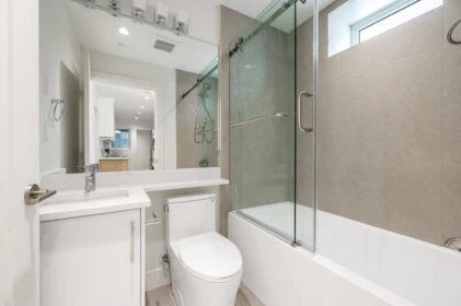Guest Bathroom Photo of 1 366 E 64th Avenue, Vancouver, BC