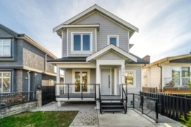 1 366 E 64th Avenue, Vancouver, BC