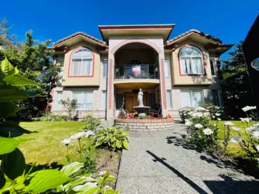 37979 Fifth Avenue, Squamish, BC, Squamish — Single Family Residence for sale