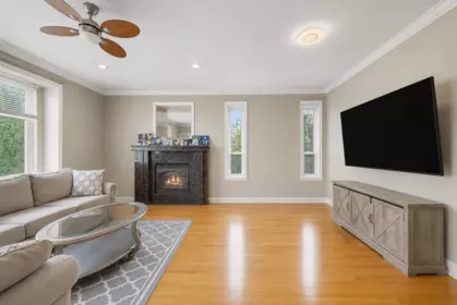 Kitchen Island Photo of 4694 Northview Court, Burnaby, BC