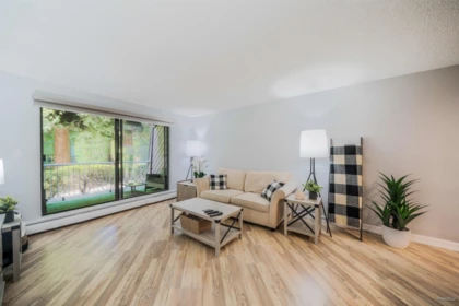 107 3911 Carrigan Court, Burnaby, BC, Burnaby — Apartment/Condo for sale
