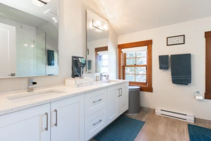 Entry Foyer Photo of 1 16488 64 Avenue, Surrey, BC