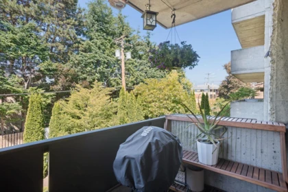Backyard Photo of 202 1867 W 3rd Avenue, Vancouver, BC