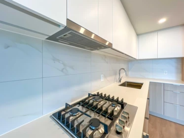 Kitchen Island Photo of 2208 308 Alderson Avenue, Coquitlam, BC