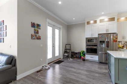 Walk-In Closet Photo of 20546 70 Avenue, Langley, BC