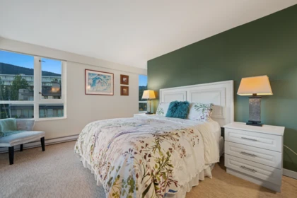 Bedroom 2 Photo of 503 2203 Bellevue Avenue, West Vancouver, BC