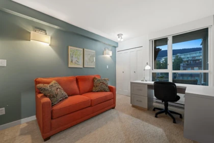 Laundry Room Photo of 503 2203 Bellevue Avenue, West Vancouver, BC