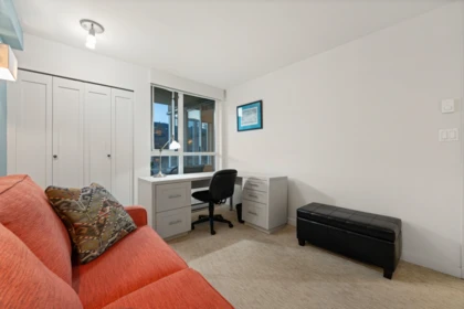 Mudroom Photo of 503 2203 Bellevue Avenue, West Vancouver, BC