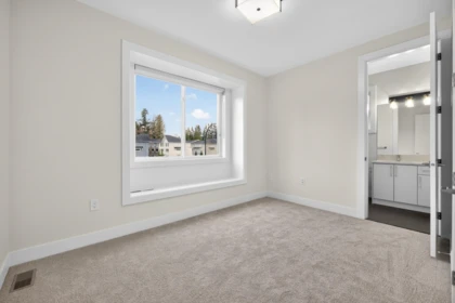 Bedroom 4 Photo of 17126 1 Avenue, Surrey, BC
