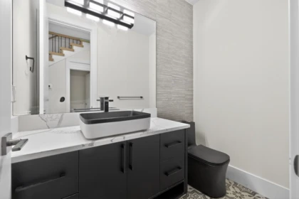 Laundry Room Photo of 17126 1 Avenue, Surrey, BC