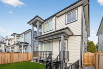 Outdoor Deck Photo of 17126 1 Avenue, Surrey, BC
