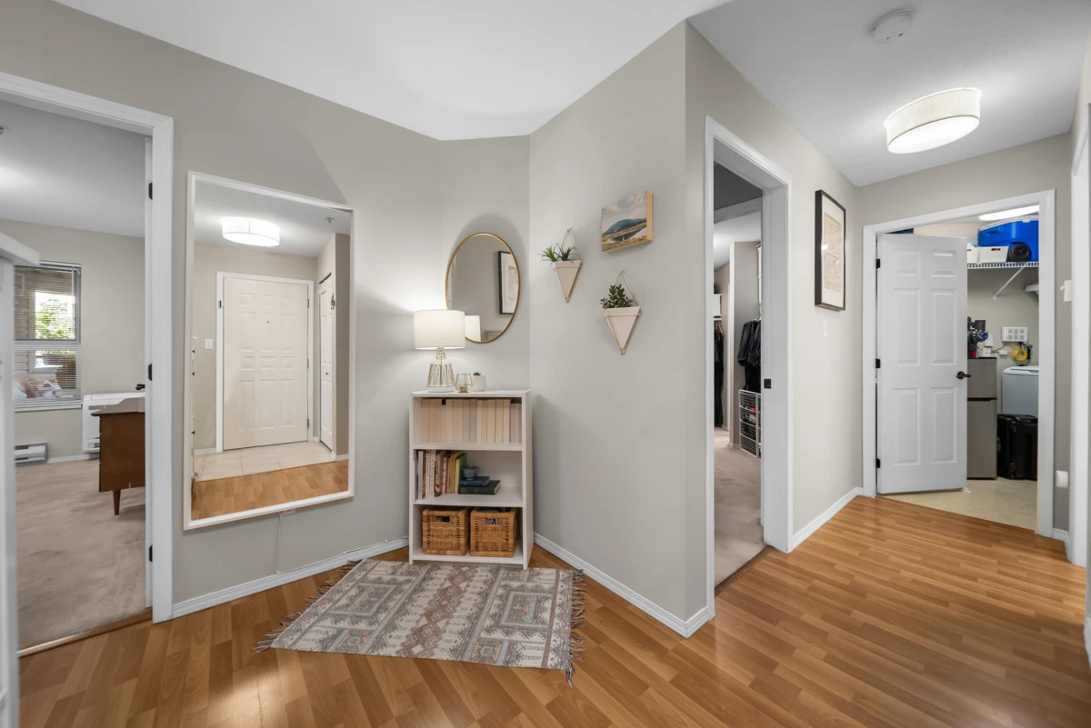 Dining Area Photo of 206 3172 Gladwin Road, Abbotsford, BC