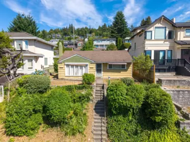 7280 Barnet Road, Burnaby, BC, Burnaby — Single Family Residence for sale