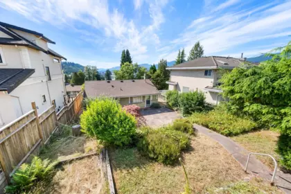 Office / Den Photo of 7280 Barnet Road, Burnaby, BC