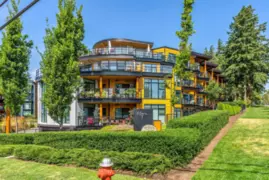 516 14855 Thrift Avenue, White Rock, BC