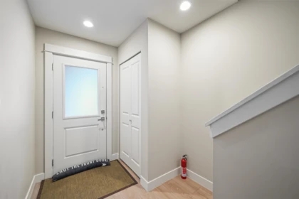 Mudroom Photo of 2 3303 Rosemary Heights Crescent, Surrey, BC