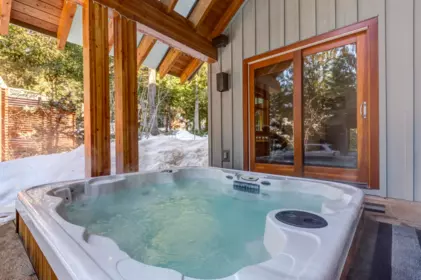 Hot Tub / Spa Photo of 3205 Archibald Way, Whistler, BC