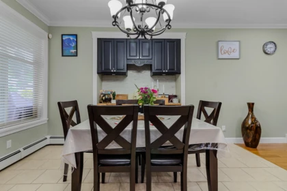 Primary Bedroom Photo of 46225 Kermode Crescent, Chilliwack, BC