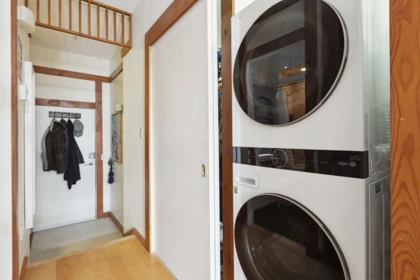 Laundry Room Photo of 307 980 W 22nd Avenue, Vancouver, BC