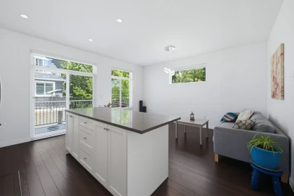Pantry Photo of 7 16357 15 Avenue, Surrey, BC