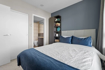 Guest Bathroom Photo of 907 175 W 2nd Street, North Vancouver, BC