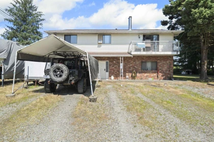 Pantry Photo of 489 Prairie Avenue, Port Coquitlam, BC
