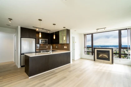 1805 7328 Arcola Street, Burnaby, BC, Burnaby — Apartment/Condo for sale