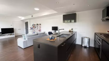 808 1561 W 57th Avenue, Vancouver, BC, Vancouver — Apartment/Condo for sale