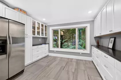 Basement Recreation Room Photo of 19185 90 Avenue, Surrey, BC