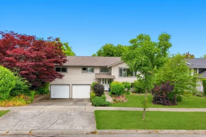 Outdoor Deck Photo of 15467 Poplar Drive, Surrey, BC