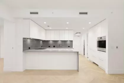 203 4685 Cambie Street, Vancouver, BC, Vancouver — Apartment/Condo for sale
