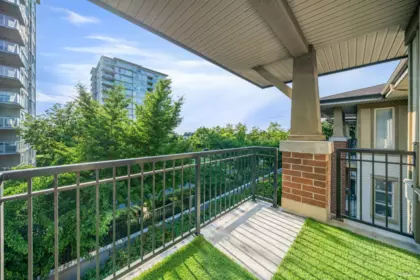 Basement Recreation Room Photo of 5412 5111 Garden City Road, Richmond, BC