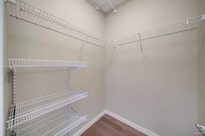 Mudroom Photo of 5412 5111 Garden City Road, Richmond, BC