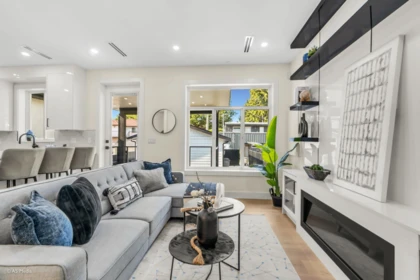 1 281 E 48th Avenue, Vancouver, BC, Vancouver — Half Duplex for sale
