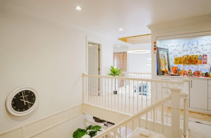 Entry Foyer Photo of 16050 79 Avenue, Surrey, BC