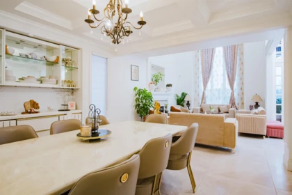 Kitchen Island Photo of 16050 79 Avenue, Surrey, BC