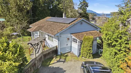 Exterior Rear Photo of 5689 Porpoise Bay Road, Sechelt, BC