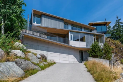 38574 High Creek Drive, Squamish, BC, Squamish — Single Family Residence for sale