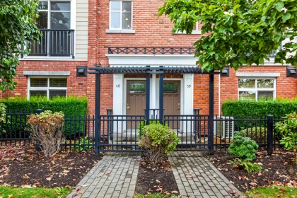 40 20738 84 Avenue, Langley, BC, Langley — Townhouse for sale